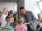 "Galeria Dzieciom"-wystawa prac uczestników lekcji galeryjnych (11.06.2015) fot. Anna Grzeszczyk /  19